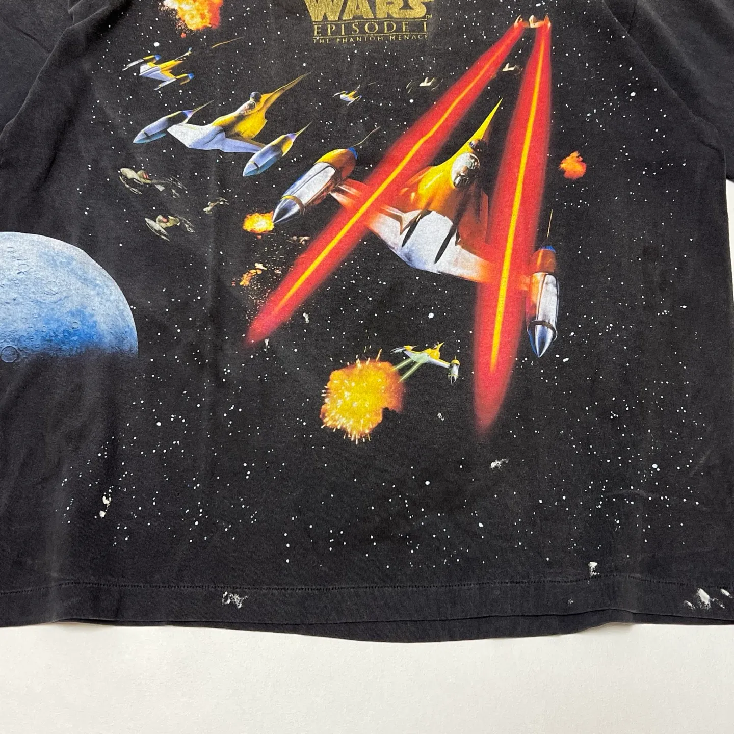 ⚠️The most complex and coolest item of this season, available in stock, available in seconds SAINT Mxxxxxx × STAR WARS SW_SS TEE /STARWARS / BLK Star Wars co-branded model. Fighter printed TEE. Washed black S-XL. Super complex and unconstrained printing design. The T-shirt using the vision of the "N-1 Star Fighter" in Star Wars is the most screen-printed item this season, reaching an astonishing 372 screens. Even the most difficult-to-print parts of the armpits are printed with luxurious printing. In addition, they are also hand-made distressed, splashed with ink, faded with water, and hand-damaged to complete this special and perfect work of art!